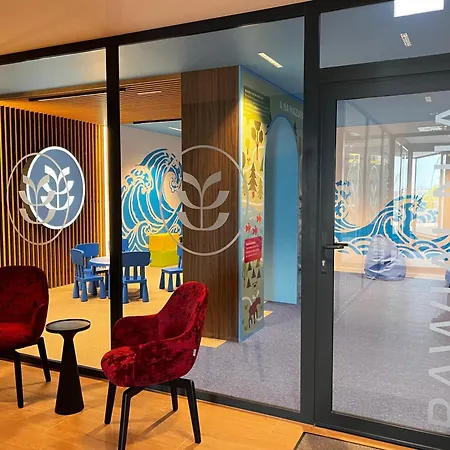 Pratum Pink&blue - 37 Stone&wood 아파트